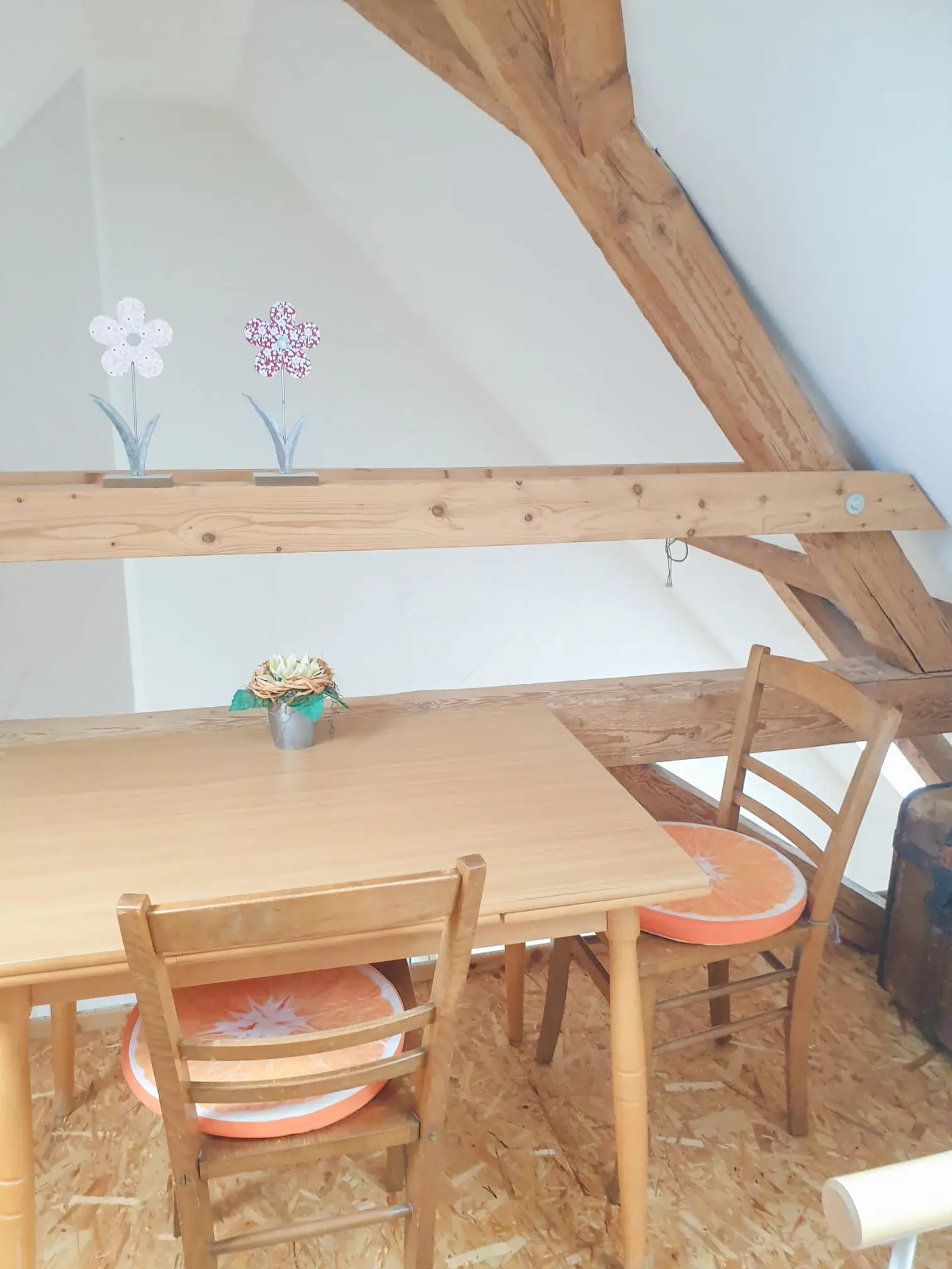 Weitere Ansicht des Yogaraums in Brigachtal – klare, helle Umgebung für Yoga-Workshops mit WellYo.
